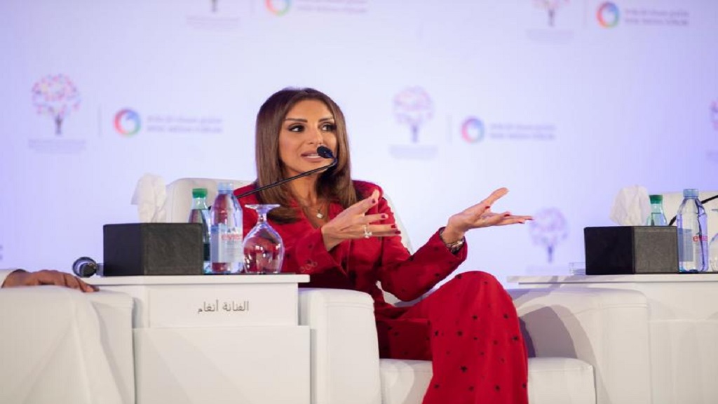 أنغام تفوز بجائزة عالمية!